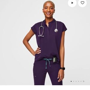 Figs Women's Deep Purple set